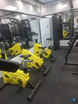 عکس باشگاه بدنسازی گلستان در محله فاطمی تهران 5