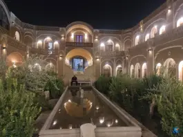 عکس هتل کاروانسرای مشیر یزد در محله امام زاده 6