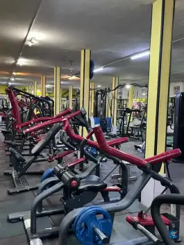 عکس باشگاه بدنسازی کاوه در بلوار کارگر قم 2