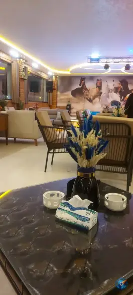 عکس باغ رستوران و مانِژ اسب سواری بهاران، جوزدان، اصفهان 1