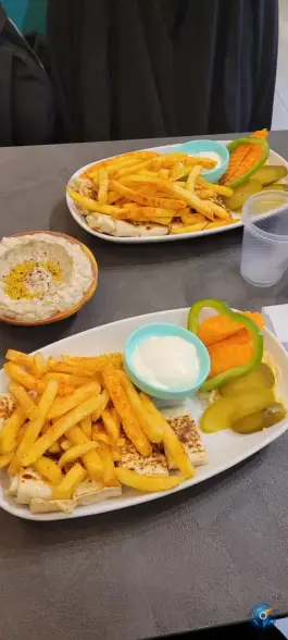 عکس رستوران لبنانی فتوش در بلوار امین و ساحلی قم 10