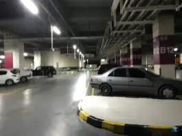 عکس پارکینگ ایران مال در بازار بزرگ ایران 7