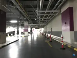 عکس پارکینگ ایران مال در بازار بزرگ ایران 9