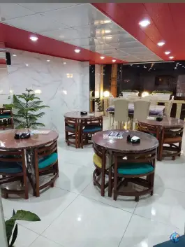عکس کافه و فست فود آروما در بندر ترکمن 3