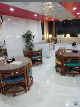 عکس کافه و فست فود آروما در بندر ترکمن 4