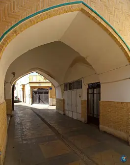 گذر تاریخی حاج حسین در محله چهار مردان قم