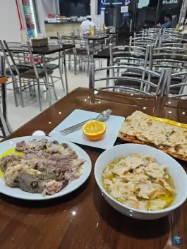 عکس طباخی ساعی، محله ولیعصر تهران 3