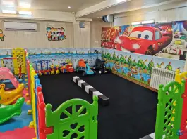عکس مجموعه شهرمشاغل و خانه بازی کودک هپی لند در حاجی آباد کرج 9