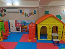 عکس مجموعه شهرمشاغل و خانه بازی کودک هپی لند در حاجی آباد کرج 10