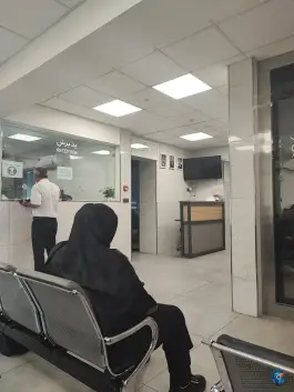 عکس درمانگاه چشم پزشکی دکتر تولَّلی در محله زرگری شیراز 3