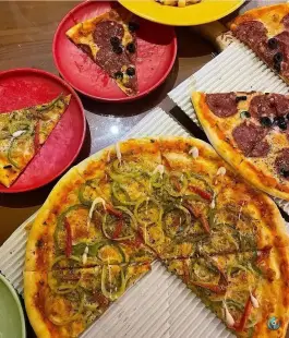 عکس کافه رستوران باغ زیتون در سجاد مشهد 7