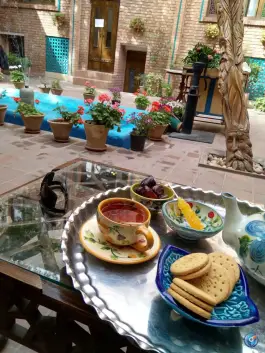 عکس خانه پهلوان رزاز در محله امام زاده یحیی تهران 8