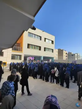 عکس دبیرستان دخترانه امام صادق علیه السلام در شهرک امام زمان اصفهان 3
