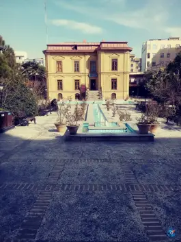 عکس عمارت فخرالدوله در محله دروازه شمیران تهران 2