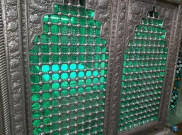 عکس مقبره علامه مجلسی در محله شهشهان اصفهان 9