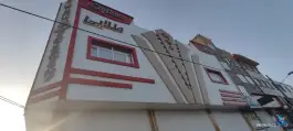 تالار پذیرایی عمارت طلایی در اشتری شرقی زنجان