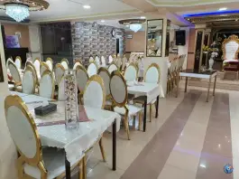 عکس تالار پذیرایی عمارت طلایی در اشتری شرقی زنجان 7