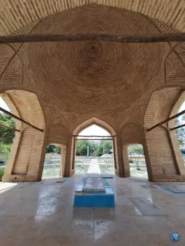 عکس مقبره آیت الله شهشهانی، محله بدر، اصفهان 9