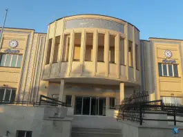 عکس کتابخانه مرکزی قم در محله پشت انبار نفت قم 3