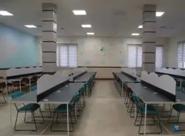 عکس کتابخانه مرکزی قم در محله پشت انبار نفت قم 5