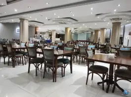 عکس هتل آرامیس تهران در محله کشاورز 4