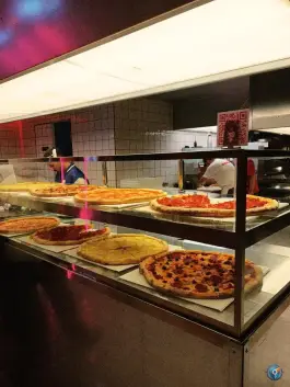 عکس فست فود کانتر در محله قدوسی غربی شیراز 10
