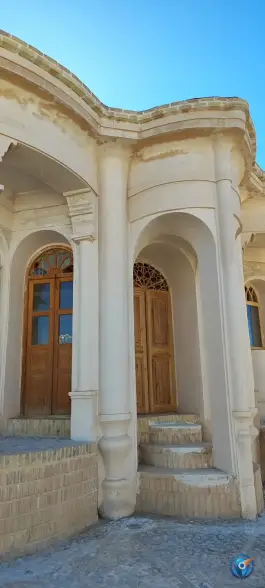 عکس عمارت کلاه فرنگی در آباده 10