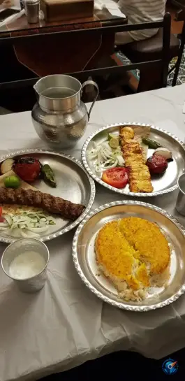 رستوران سنتی حاج اسماعیل چلویی در محله خلجا اصفهان