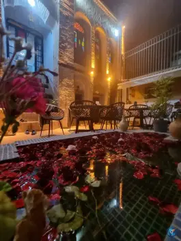 عکس بوتیک هتل مُونگ در محله بازار خرم آباد 2