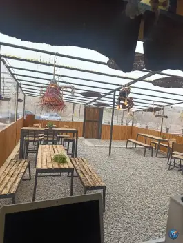 عکس کافه رستوران ناروَن در محله نیروی هوایی مشهد 2