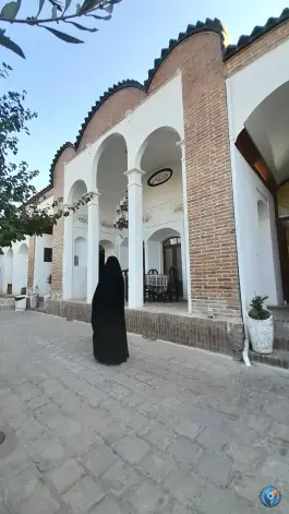 عکس رستوران عمارت دربار در محله عنابستان بیرجند 2