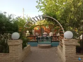 عکس رستوران عمارت دربار در محله عنابستان بیرجند 3