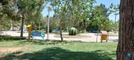 عکس بوستان معلم در محله باجک سه قم 7