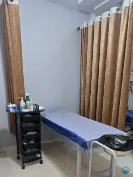 عکس کلینیک تخصصی زخم افرا در محله دانشجو مشهد 2