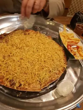عکس فست فود چیکن فکتوری در محله هوانیروز تهران 10
