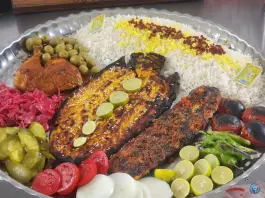 عکس کافه رستوران شب نشین در محله آزادگان دهاقان 4