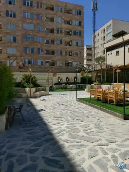 کافه رستوران یونا در بلوار امیرآباد کرج
