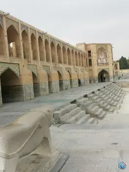 عکس شیر سنگی اصفهان، کمال الدین اسماعیل 6