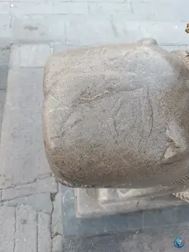 عکس شیر سنگی اصفهان، کمال الدین اسماعیل 9