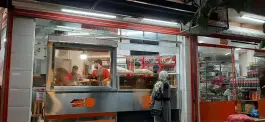 عکس فست فود رنگارنگ در محله پوریای ولی اصفهان 4