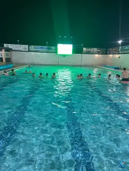 عکس استخر روباز چهارفصل فرشته کرج 10