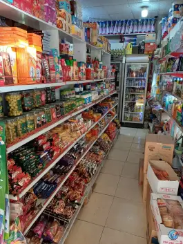 عکس سوپرمارکت محسن در محله صادقی قم 3
