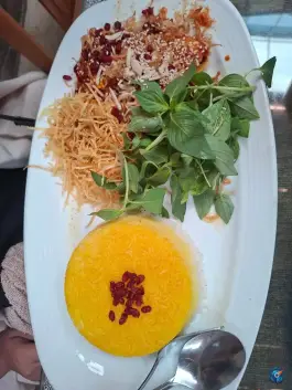 سفره خانه سنتی باستانی در محله نقش جهان اصفهان