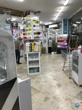 عکس داروخانه شبانه روزی دکتر حائری زاده در محله پونک تهران 3