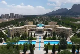 دانشگاه علوم پزشکی اصفهان در هزار جریب