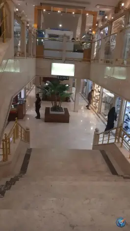 عکس پاساژ فردوسی، محله سراجه، قم 3