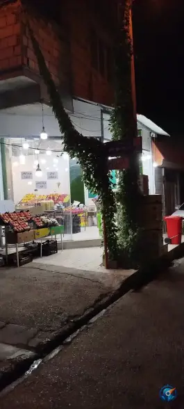 عکس هایپر میوه لیمون در محله بنیاد قم 2