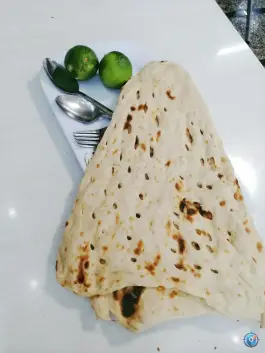 عکس طباخی سفید برفی در سرآسیاب مهرآباد تهران 3