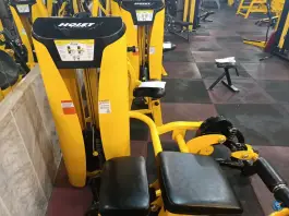 عکس باشگاه ورزشی اول مرد در محله زمرد مشهد 4