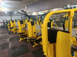 عکس باشگاه ورزشی اول مرد در محله زمرد مشهد 10